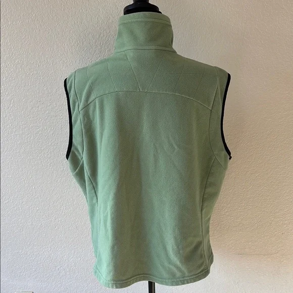 REI Vintage Light Green Light Weight Fleece Pocketed Hiking Turtle Neck Vest - Picture 2 of 13